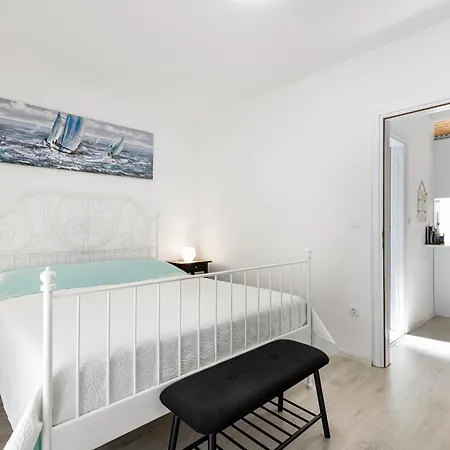 Residence Pomer شقة بومير