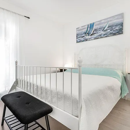 Residence Pomer * بومير