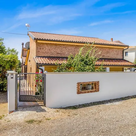شقة Residence Pomer بومير