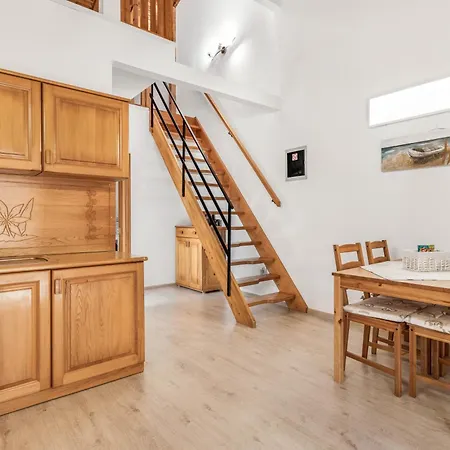 Apartment Residence Pomer *